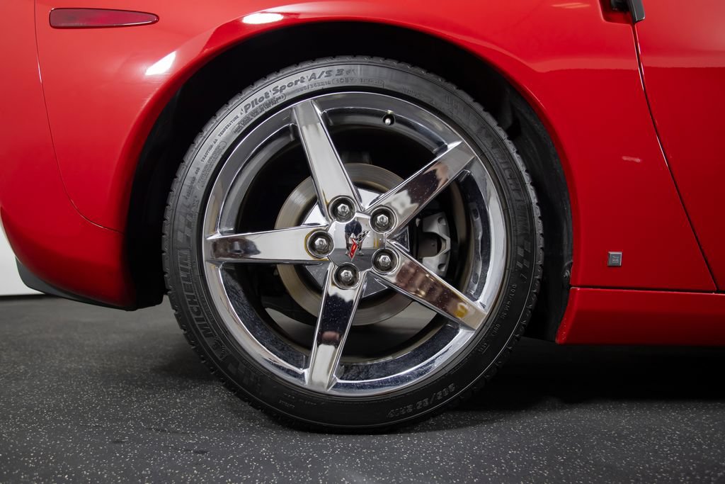 Used 2007 Chevrolet Corvette Convertible w/ Preferred Equipment Group RWD image 20