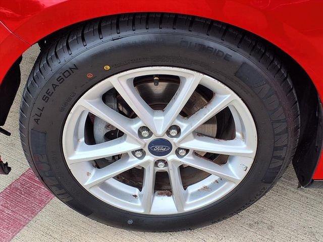 Used 2015 Ford Focus SE image 19