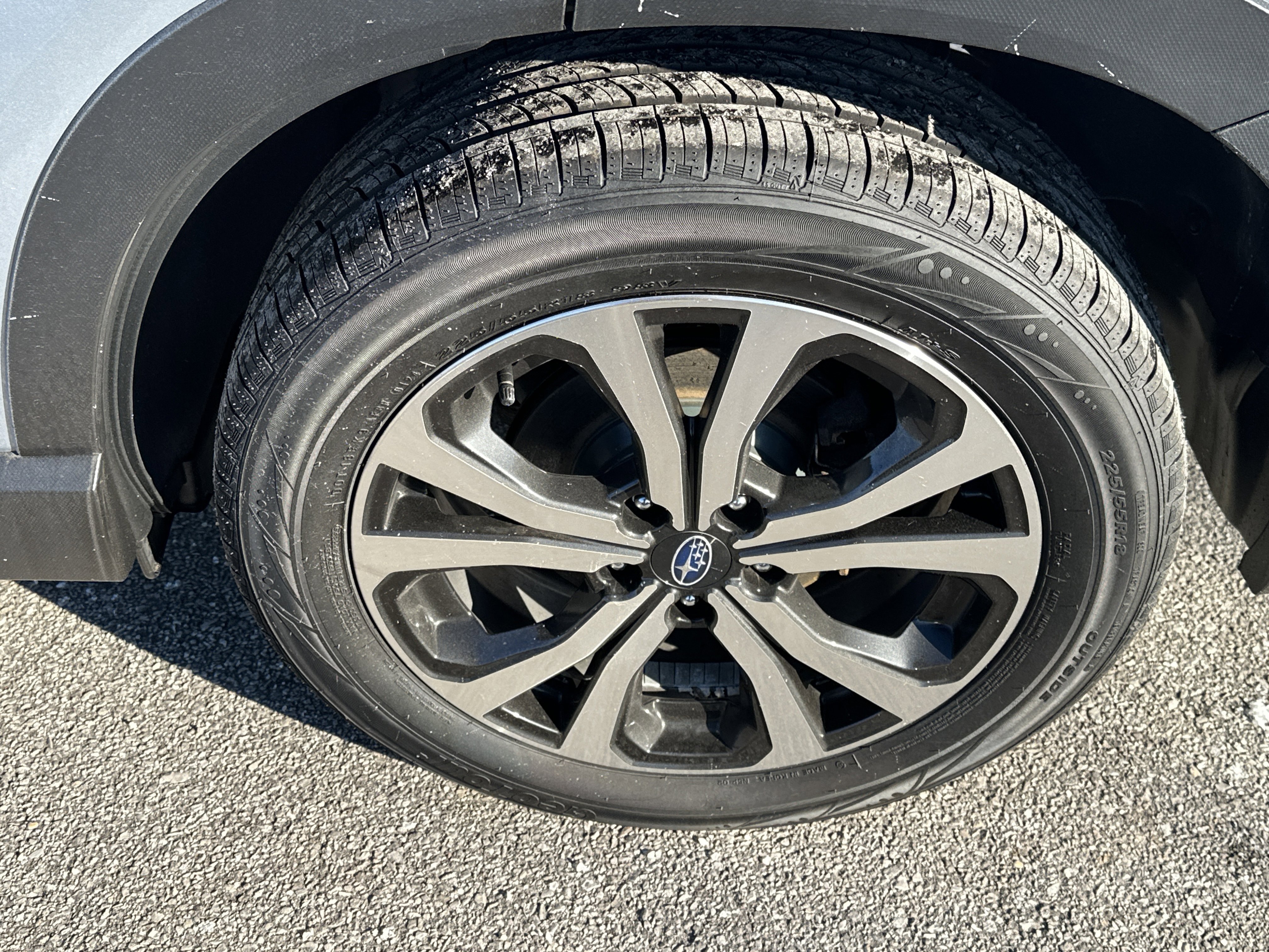 Used 2022 Subaru Forester Limited image 9