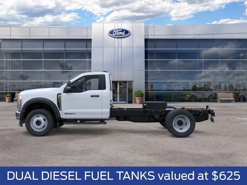 New 2026 Ford F550 4x4 Regular Cab Super Duty w/ XL Chrome Package image 3