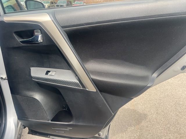 Used 2014 Toyota RAV4 XLE image 12