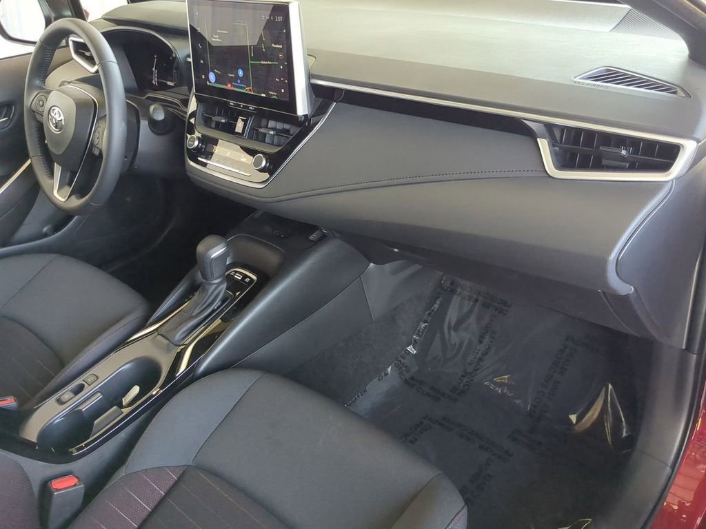 Used 2025 Toyota Corolla SE image 21