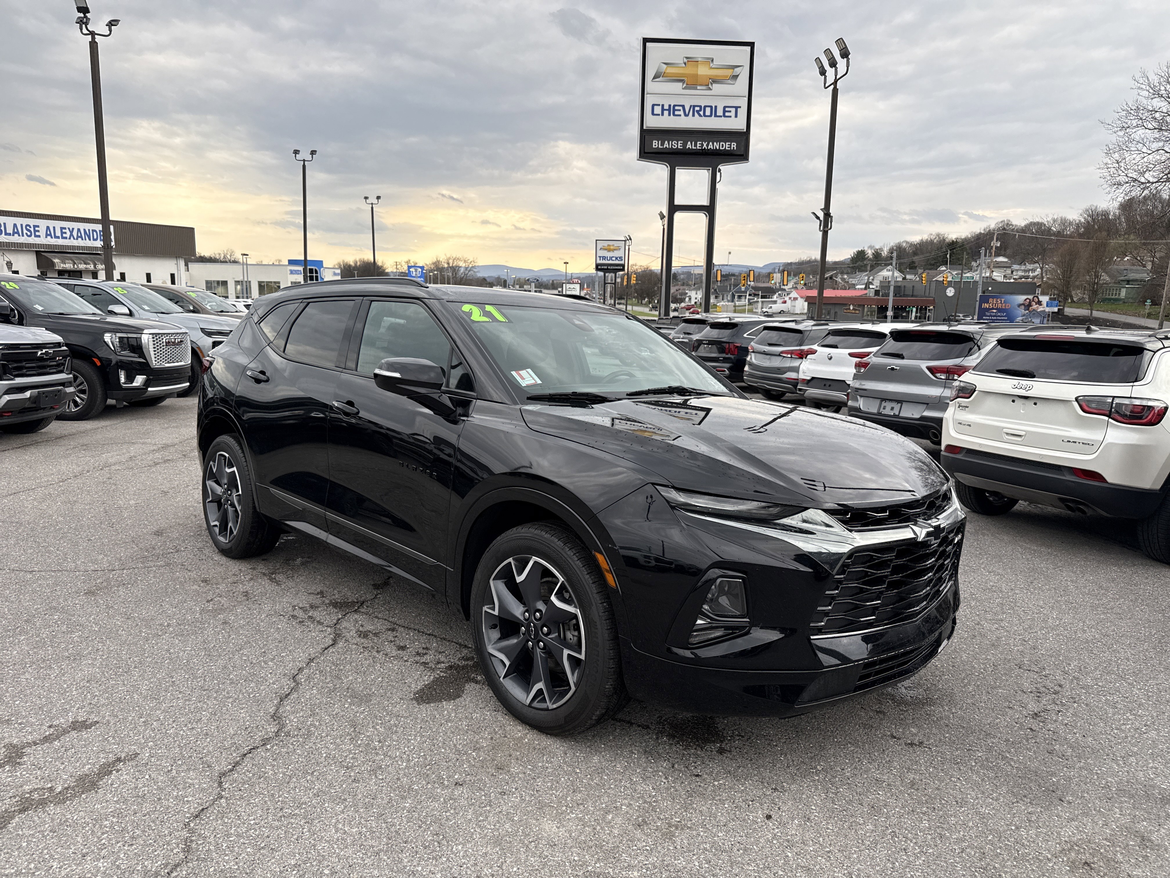 Used 2021 Chevrolet Blazer RS image 1