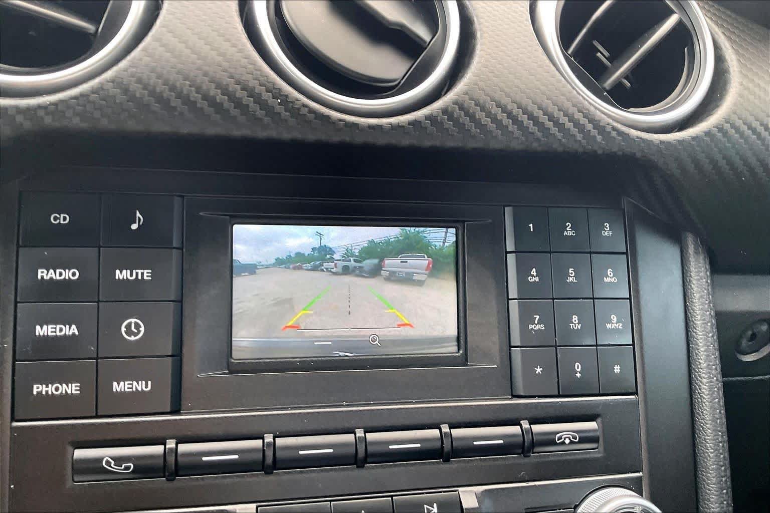 Used 2018 Ford Mustang Coupe RWD image 25