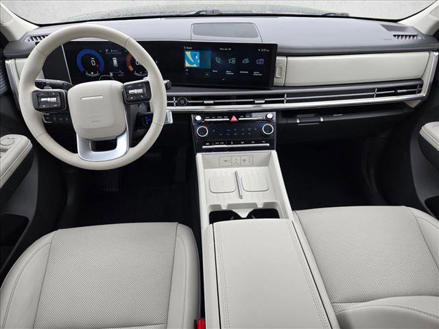 Used 2026 Hyundai Santa Fe SEL FWD image 17