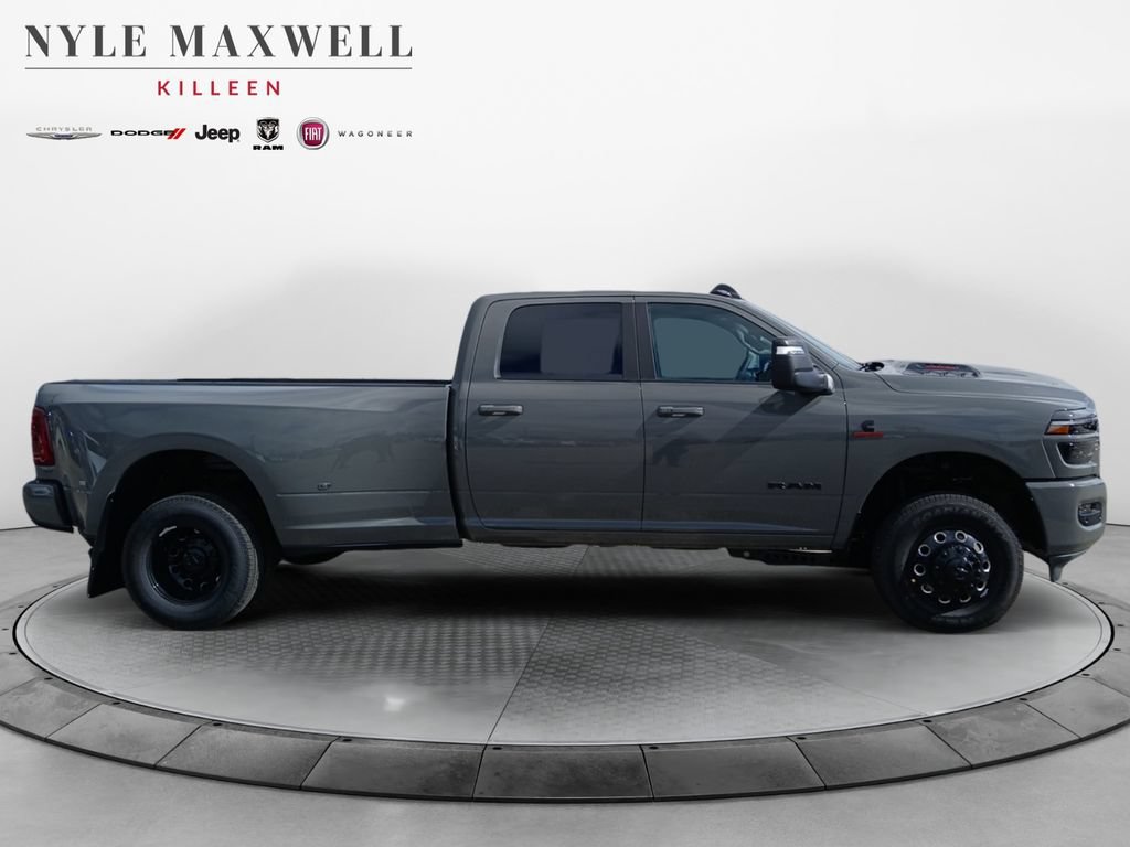 New 2026 RAM 3500 Laramie w/ Night Edition AWD/4WD image 17