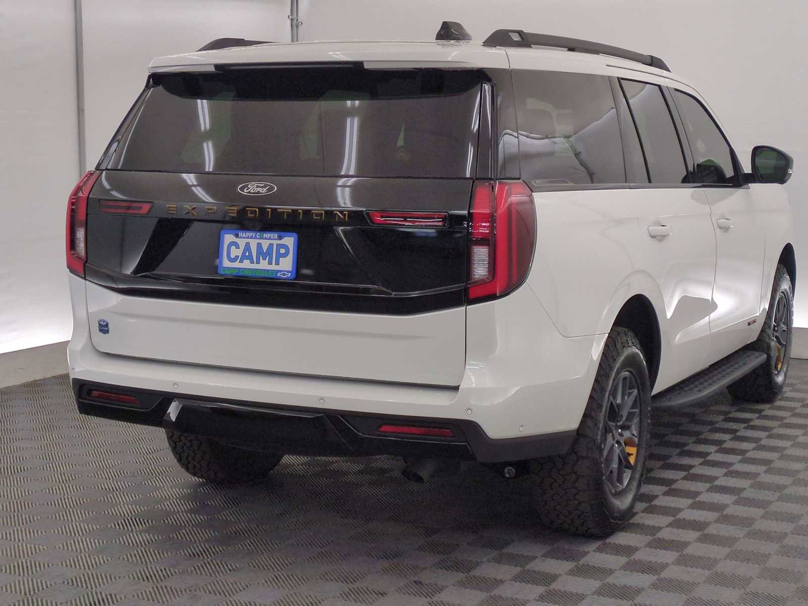 Used 2025 Ford Expedition Tremor AWD/4WD image 6