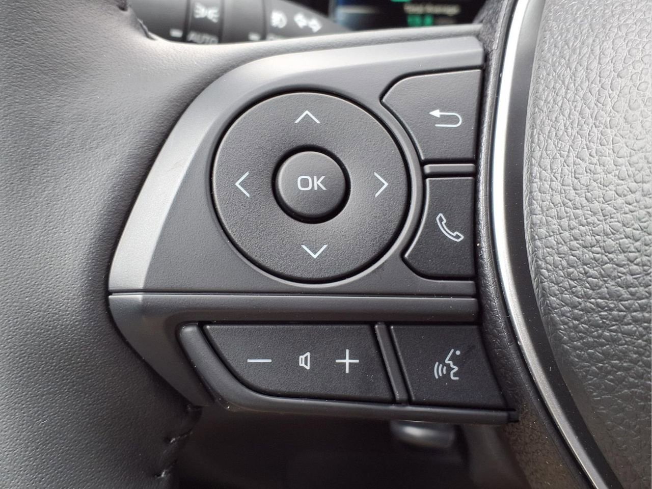 New 2026 Toyota Corolla Cross XLE image 18