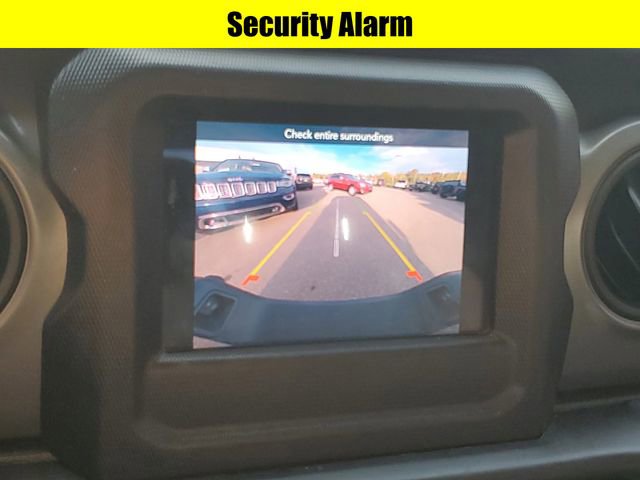 Used 2022 Jeep Gladiator Willys image 16