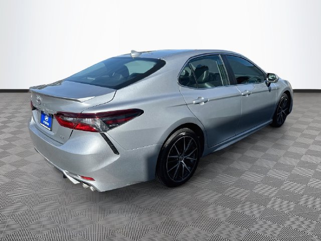Used 2023 Toyota Camry SE FWD image 7