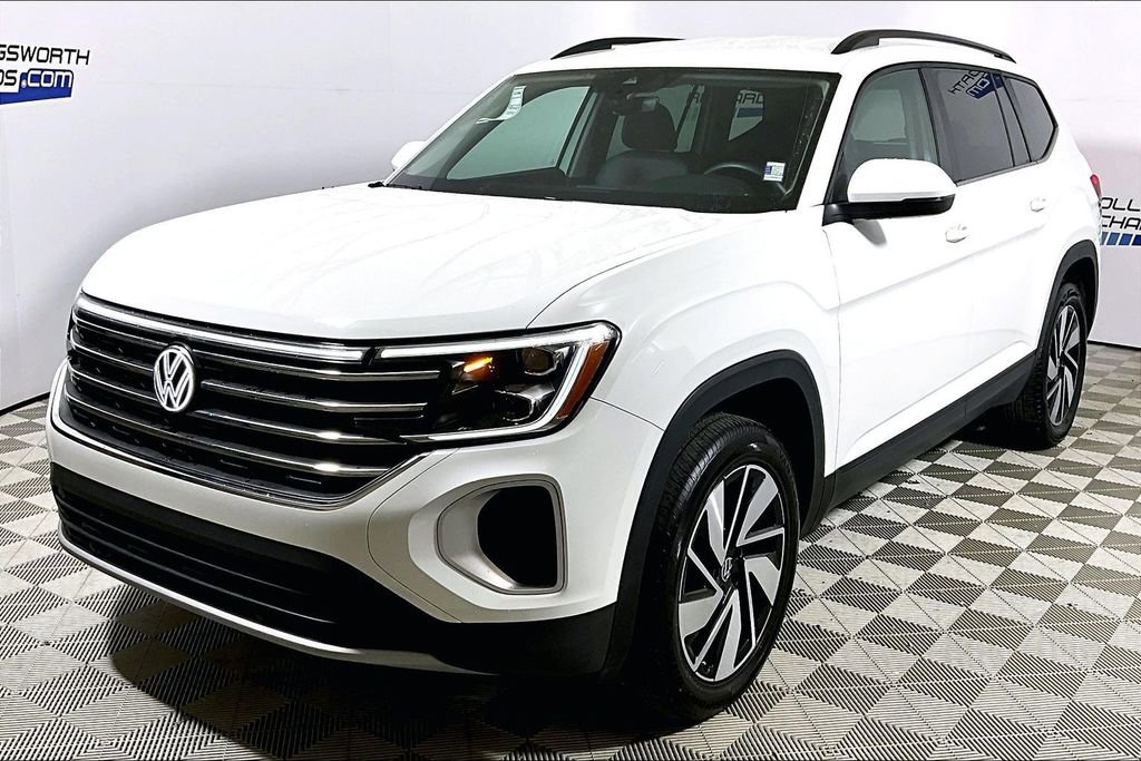 Used 2025 Volkswagen Atlas SE