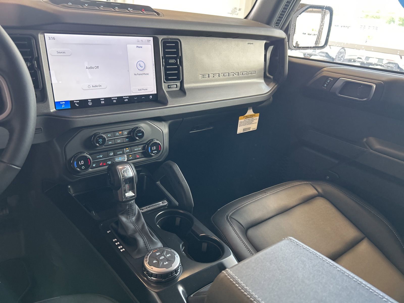 New 2025 Ford Bronco Badlands image 21