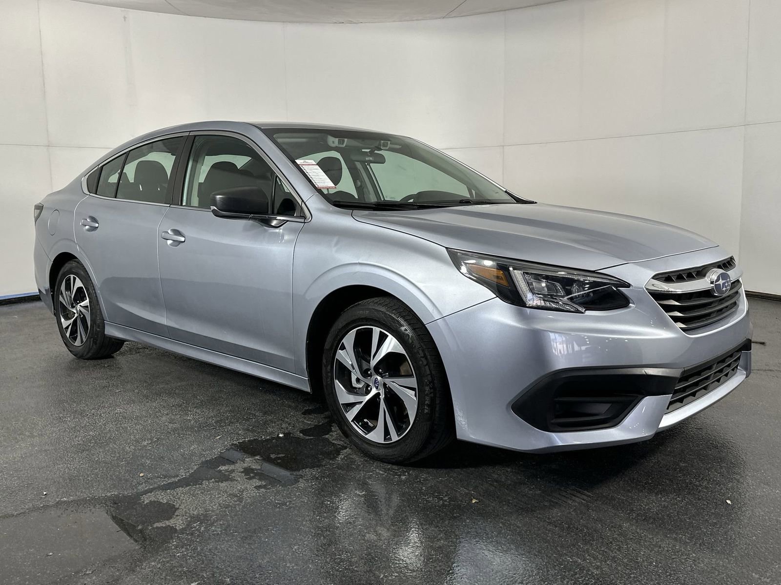 Used 2022 Subaru Legacy image 2