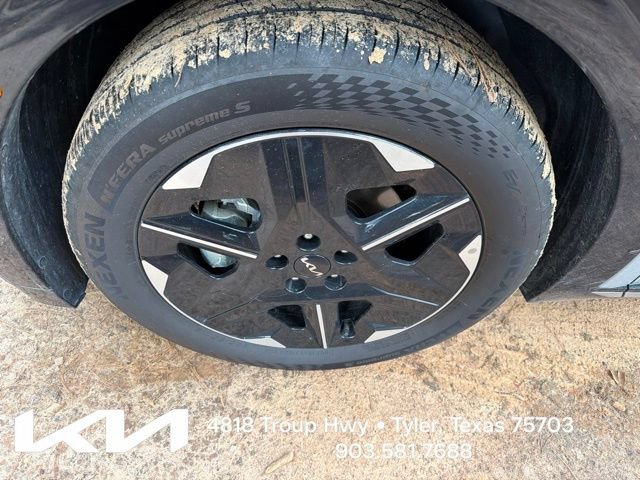 Certified 2025 Kia EV6 Wind RWD image 4