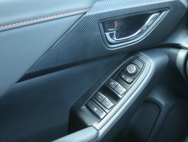 Used 2025 Subaru Crosstrek 2.5i Limited w/ Crosstrek Mirror Package image 21