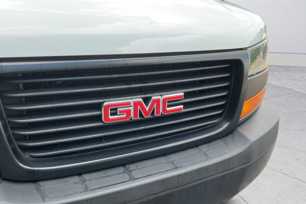 Certified 2022 GMC Savana 2500 w/ Driver Convenience Package RWD image 28