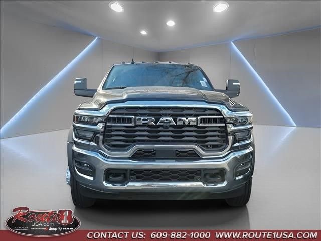 New 2026 RAM 5500 Tradesman w/ Chrome Appearance Group image 2