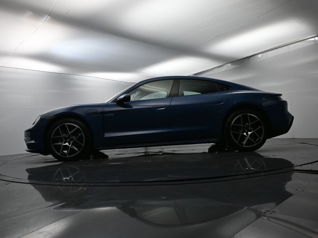 Used 2025 Porsche Taycan image 48