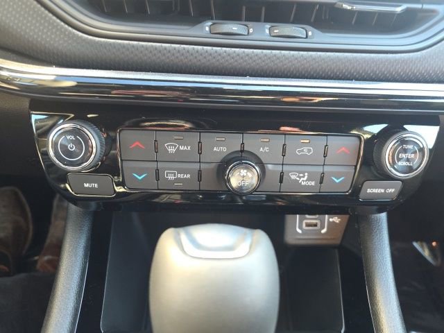 New 2026 Jeep Compass Limited image 21