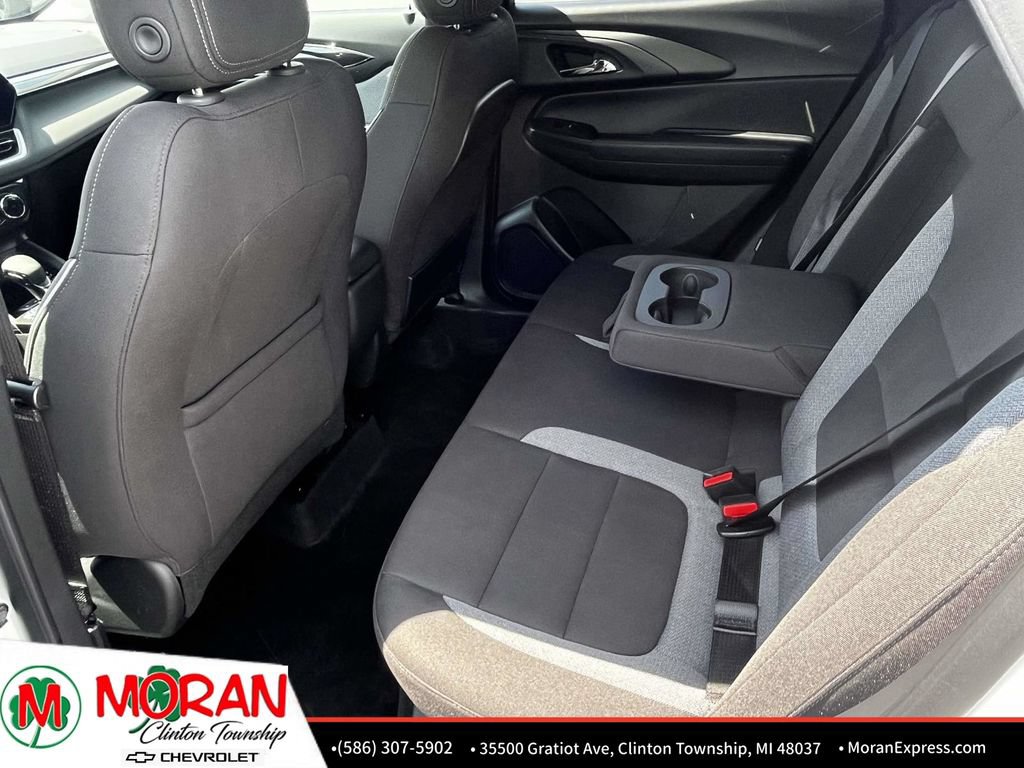 Certified 2024 Chevrolet TrailBlazer LT w/ Convenience Package FWD image 11
