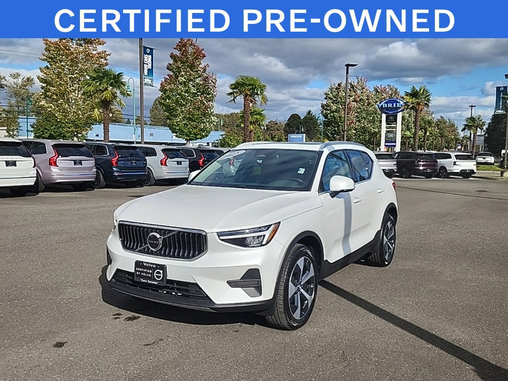Used 2025 Volvo XC40 B5 Core w/ Protection Package Premier AWD/4WD image 1