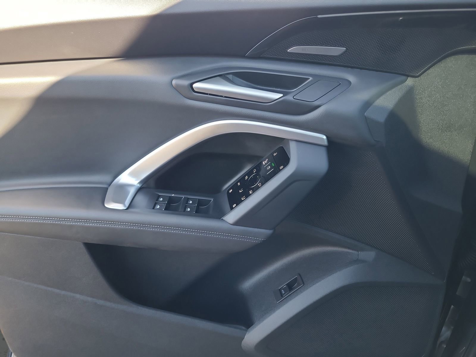 Used 2025 Audi Q5 Premium Plus w/ Premium Plus image 20