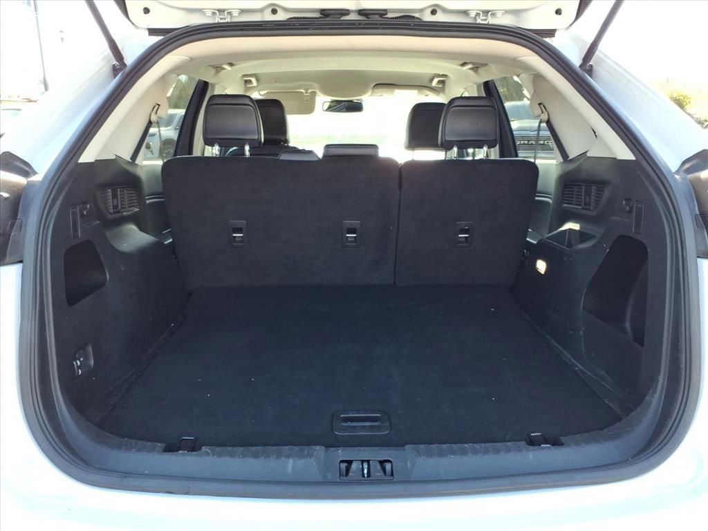 Used 2024 Ford Edge SEL AWD/4WD image 30