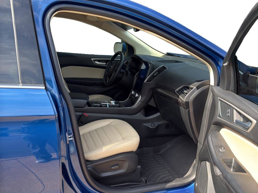 Used 2024 Ford Edge SEL w/ Convenience Package AWD/4WD image 7