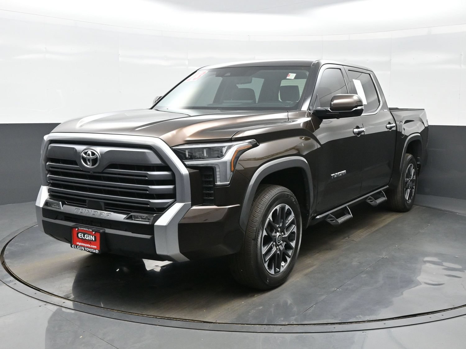 Used 2023 Toyota Tundra Limited AWD/4WD image 2