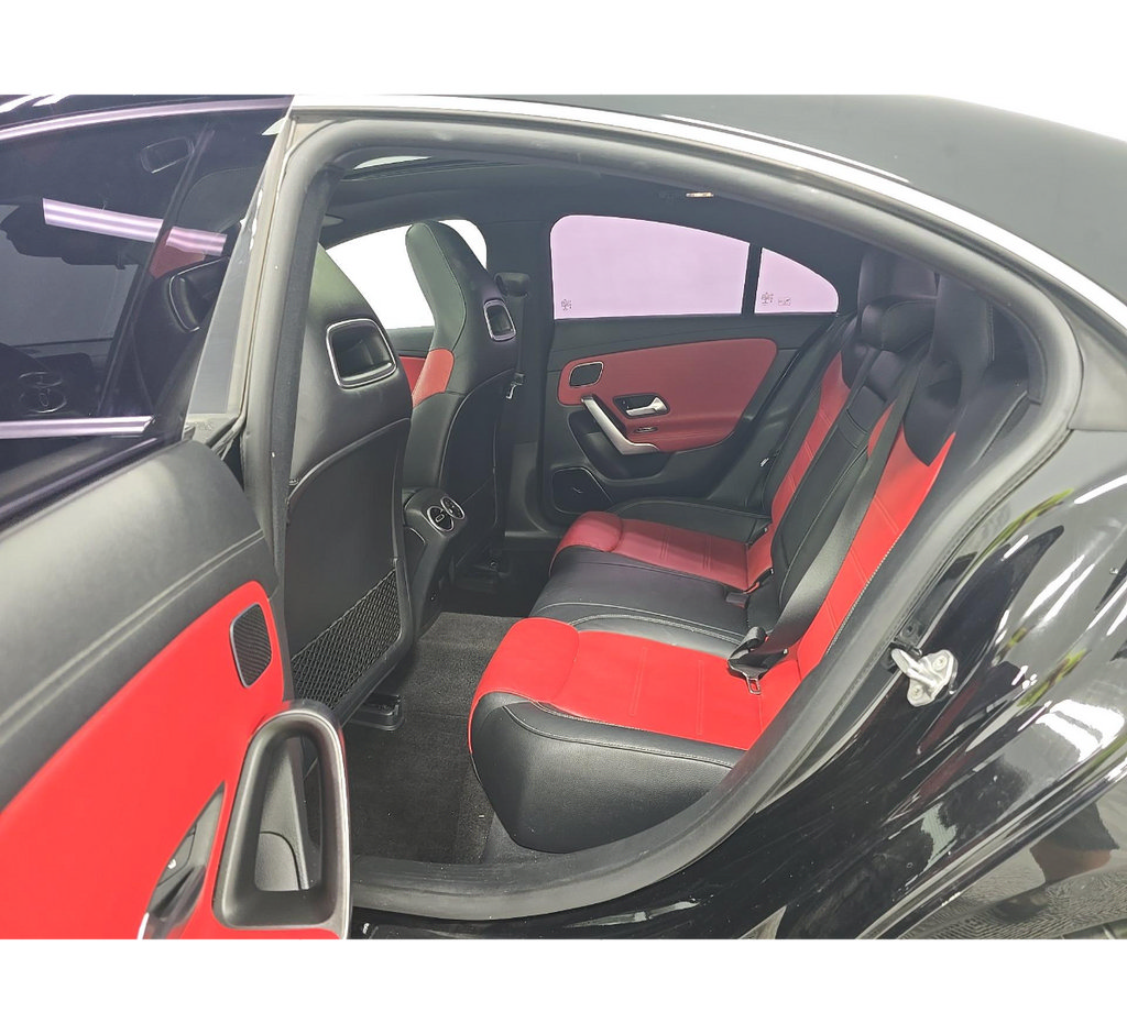 Used 2021 Mercedes-Benz CLA 35 AMG 4MATIC image 10