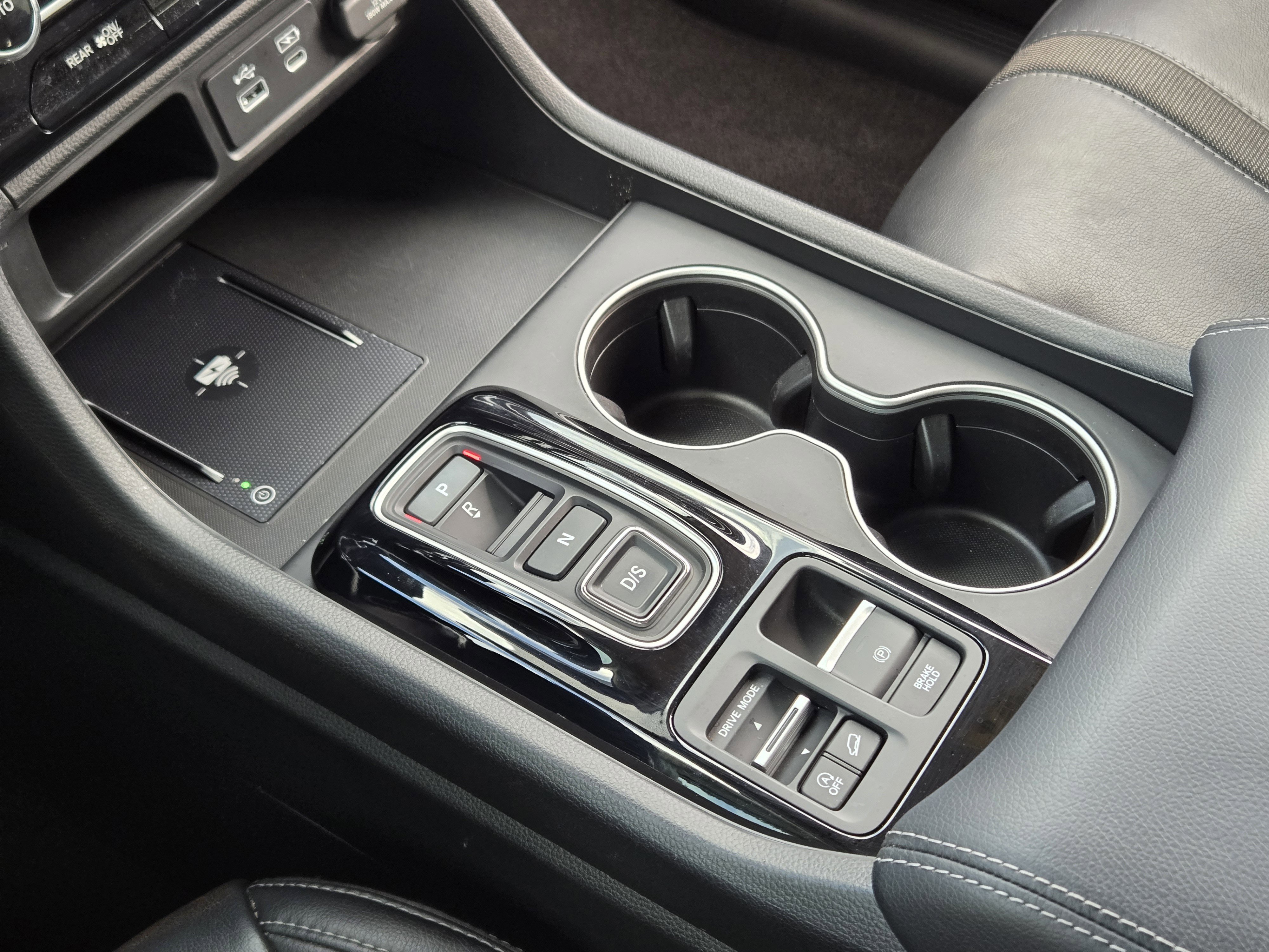 Used 2025 Honda Pilot Touring image 20