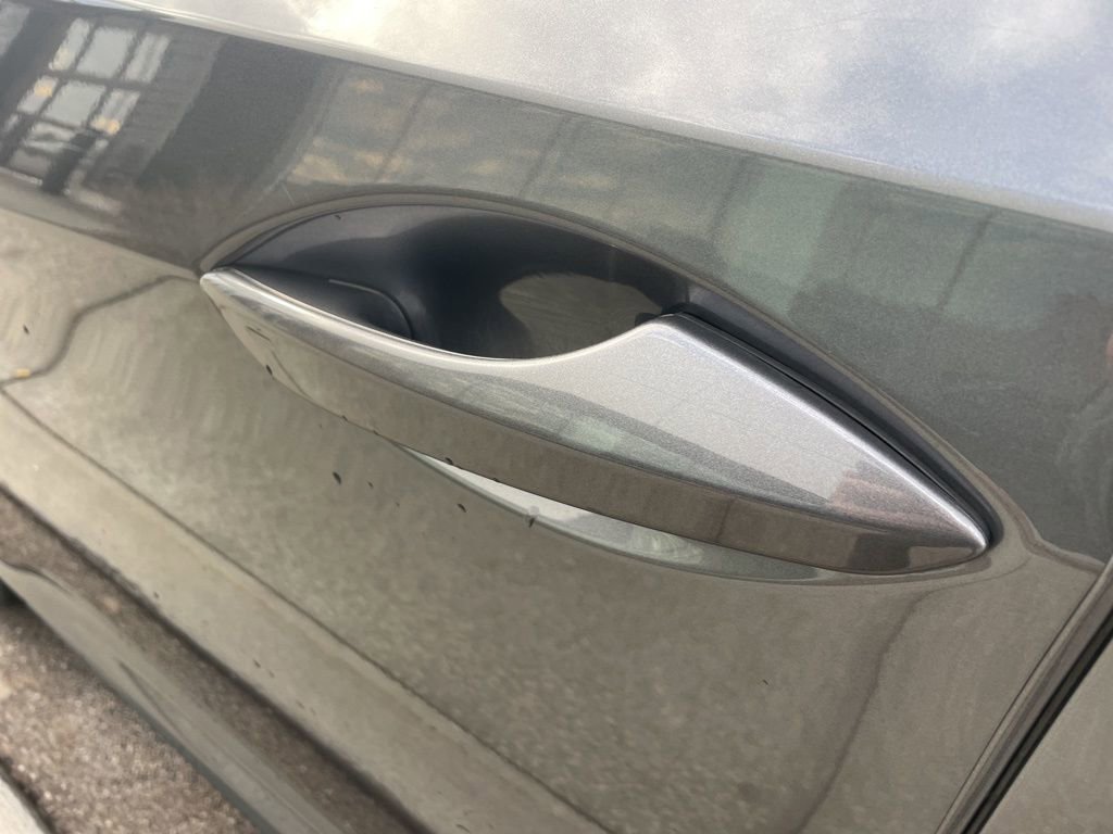 Used 2021 Lexus RX 350L Premium w/ Premium Package image 22