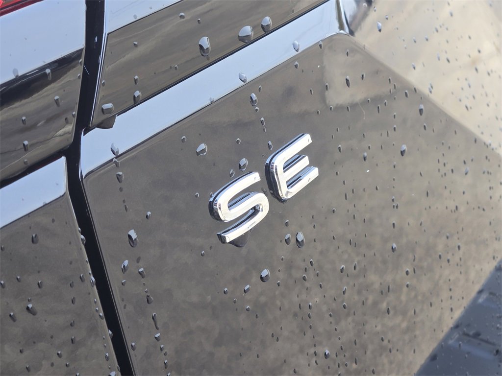 New 2026 Volkswagen Atlas Peak Edition image 9