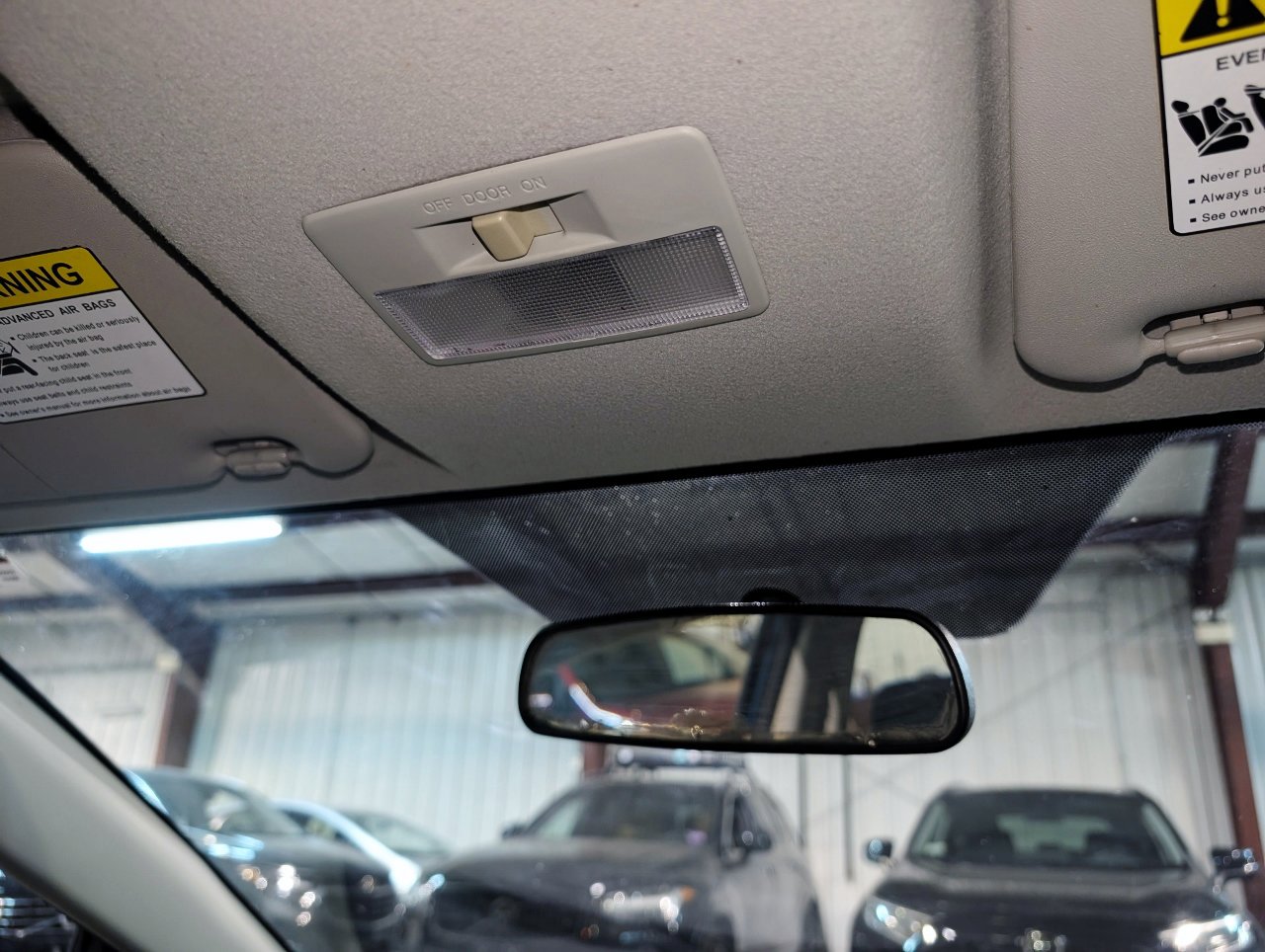 Used 2012 MAZDA MAZDA2 Sport image 34