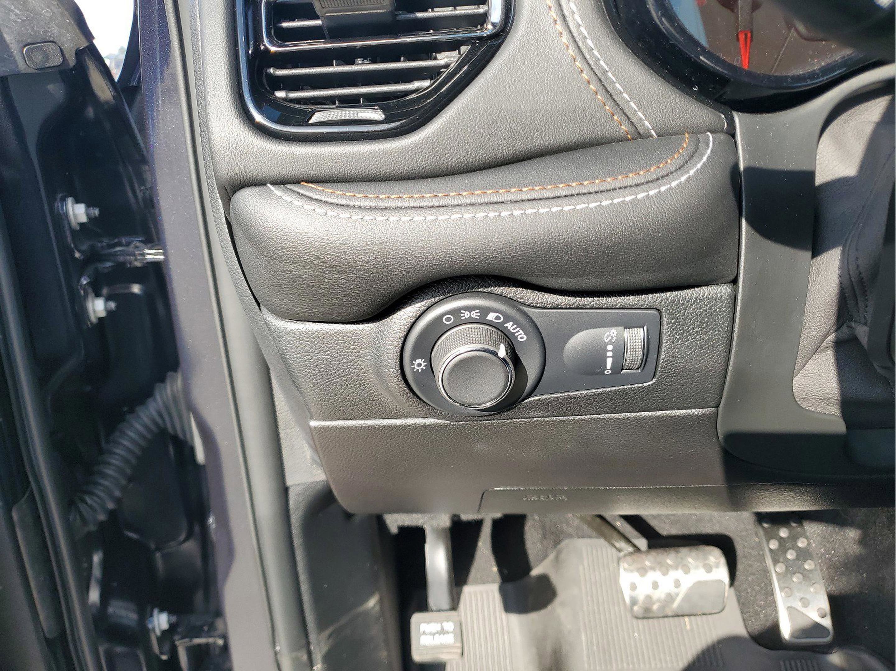 Used 2025 Dodge Durango SRT Hellcat image 30