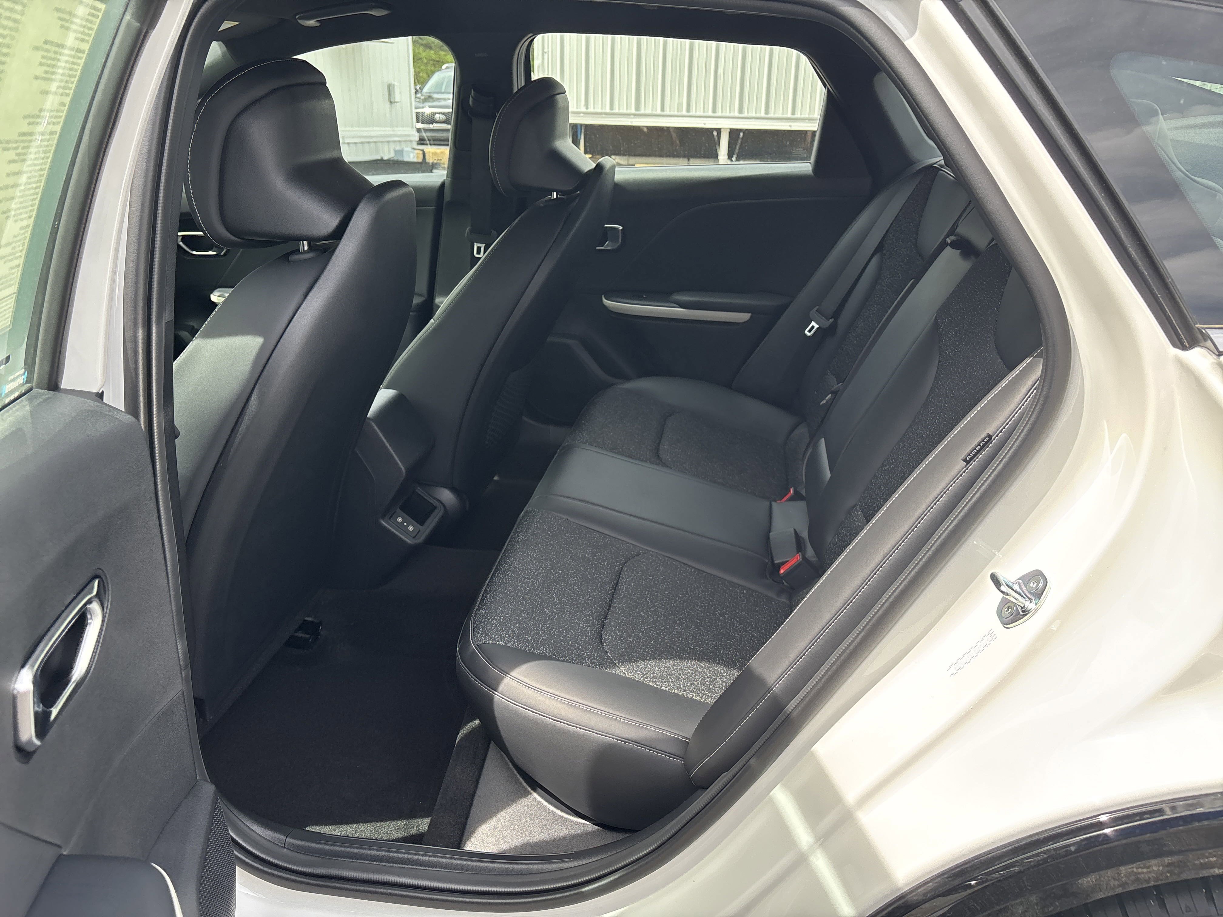 New 2025 Kia K4 GT-Line image 24