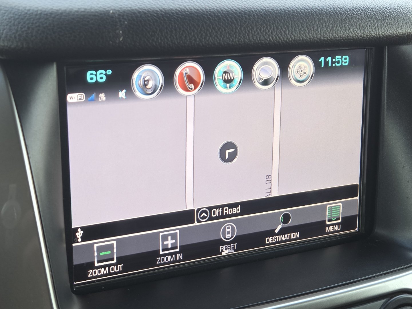 Used 2019 Chevrolet Tahoe Premier w/ Premier Plus Edition AWD/4WD image 4