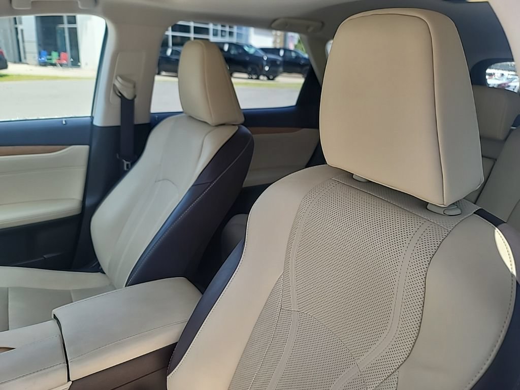 Used 2018 Lexus RX 350L FWD image 7