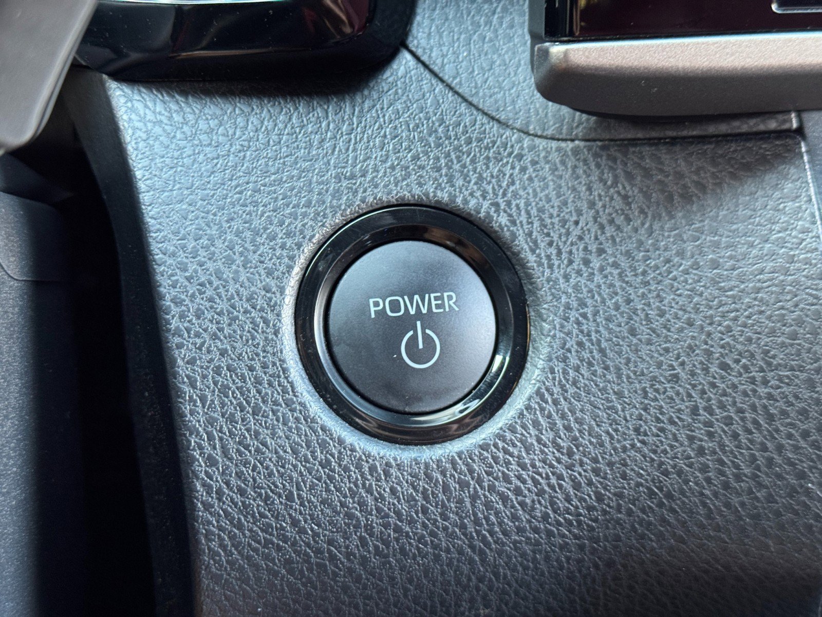 Used 2025 Toyota Camry XSE image 21