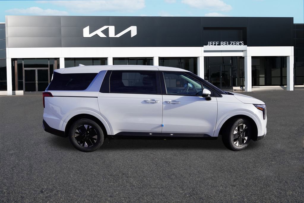 New 2026 Kia Carnival LXS image 2