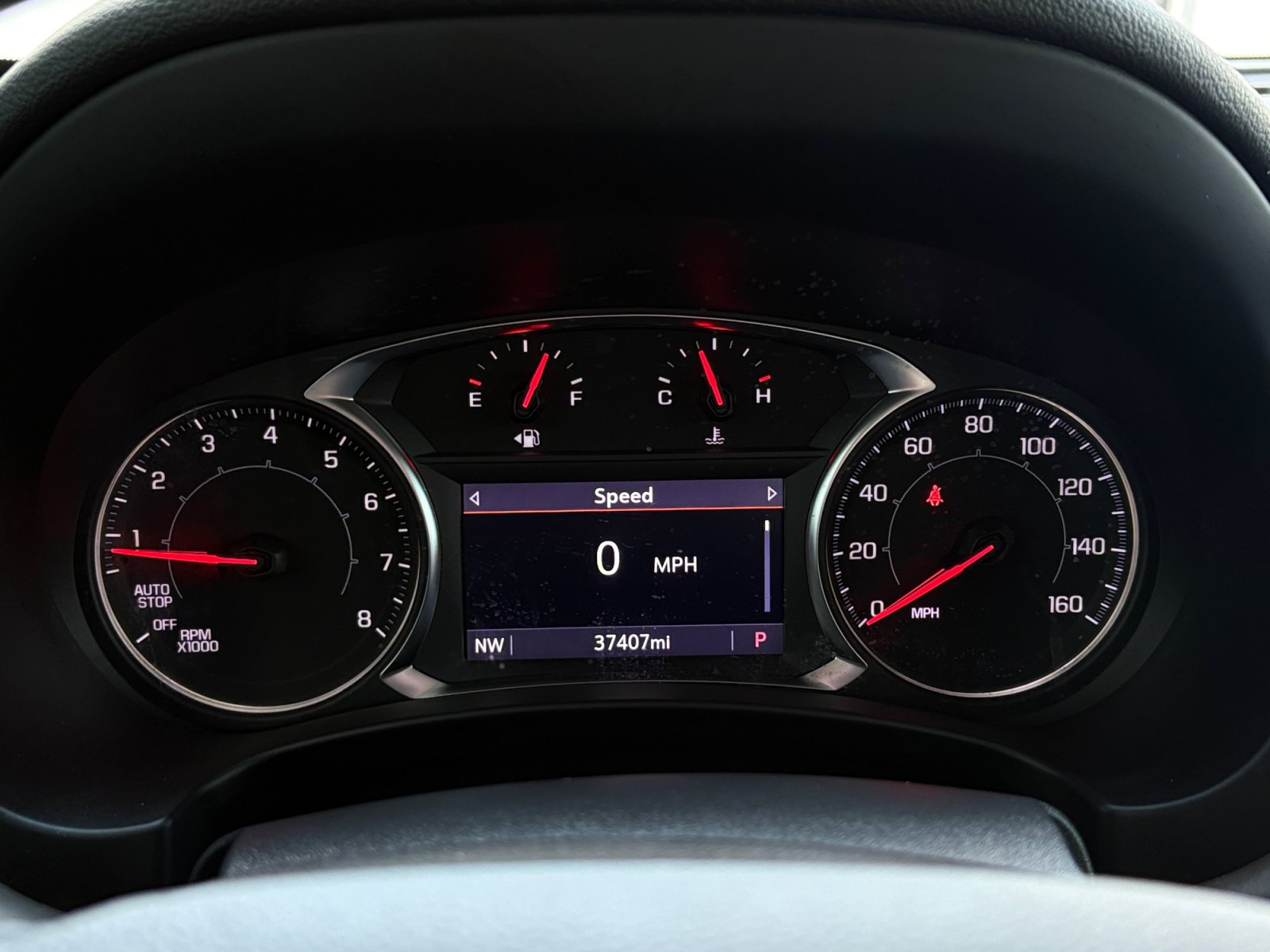 Used 2023 GMC Terrain SLT FWD image 2