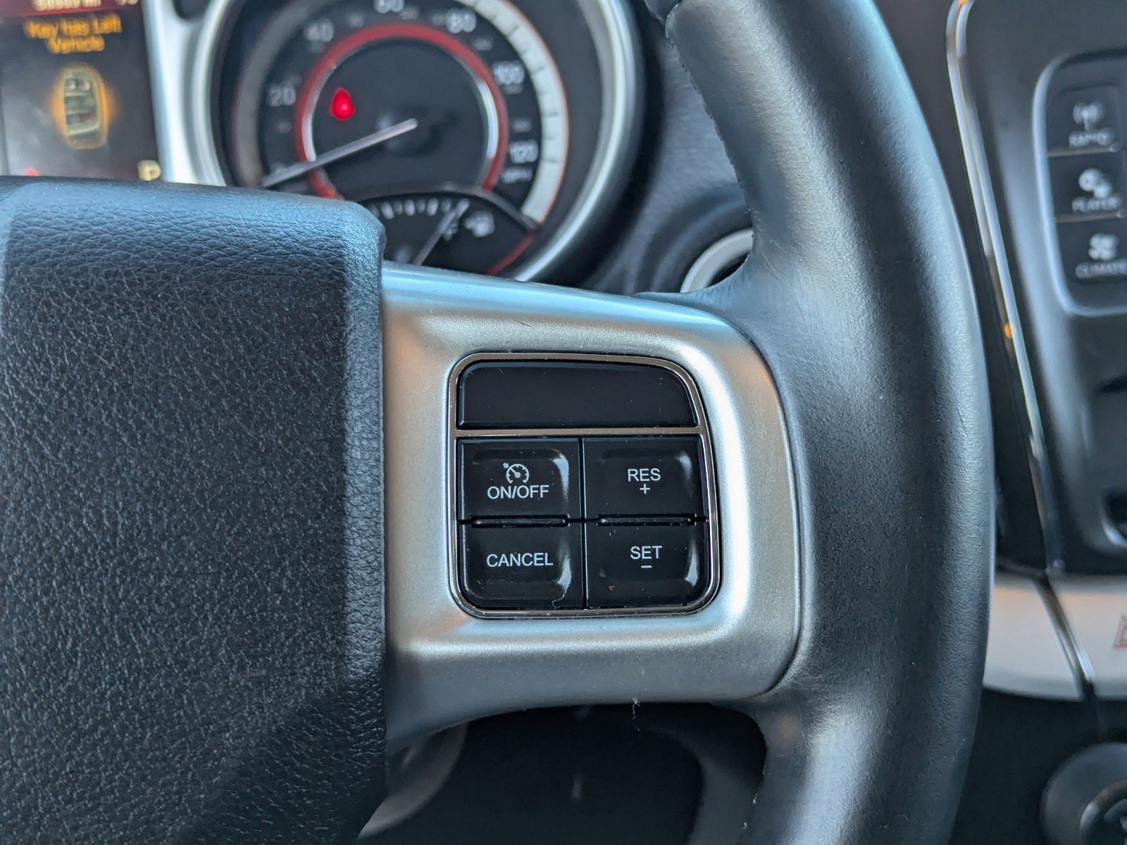 Used 2018 Dodge Journey SXT w/ Connectivity Group image 22