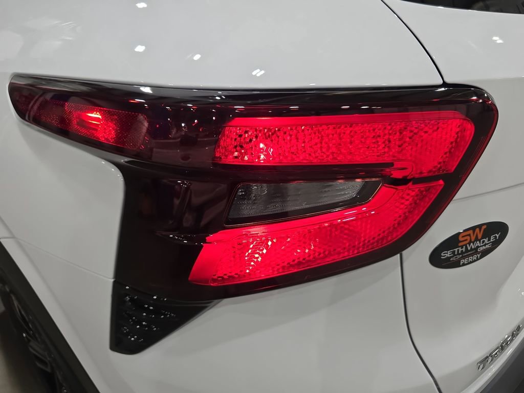 New 2026 Chevrolet Trax ACTIV image 33