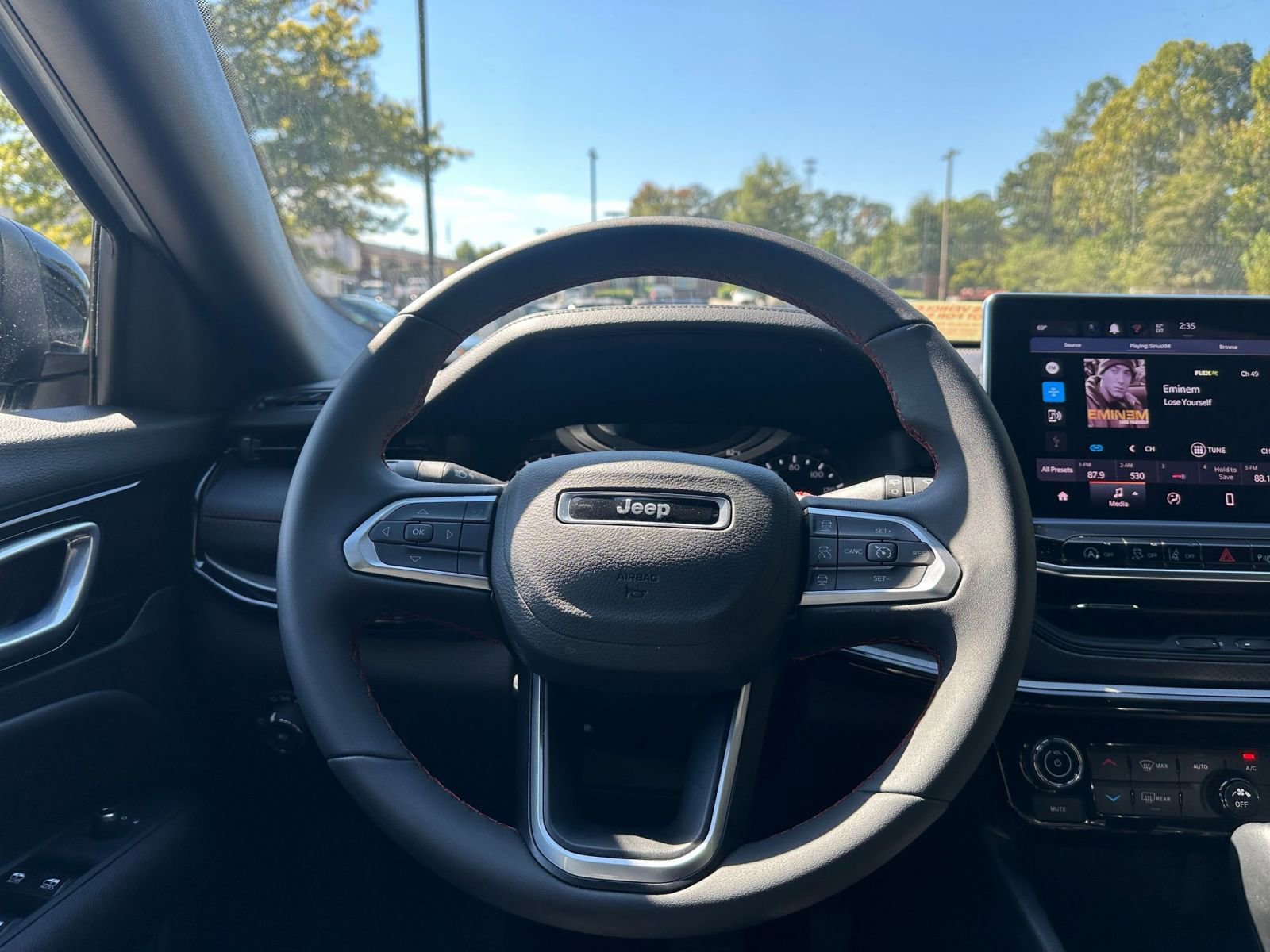 Used 2025 Jeep Compass Trailhawk w/ Trailer Tow Group image 28