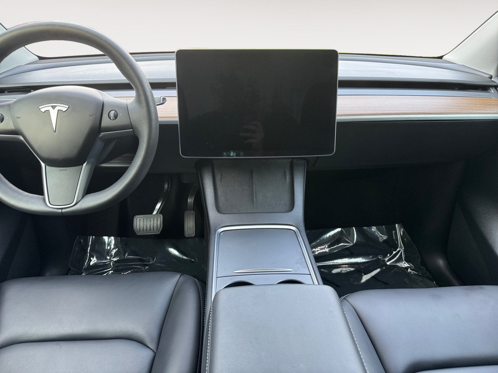 Used 2024 Tesla Model Y 2WD image 12