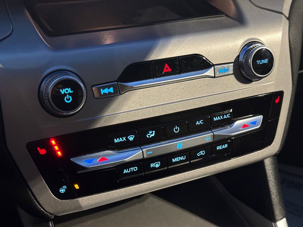 Used 2023 Ford Explorer XLT w/ Equipment Group 202A image 26