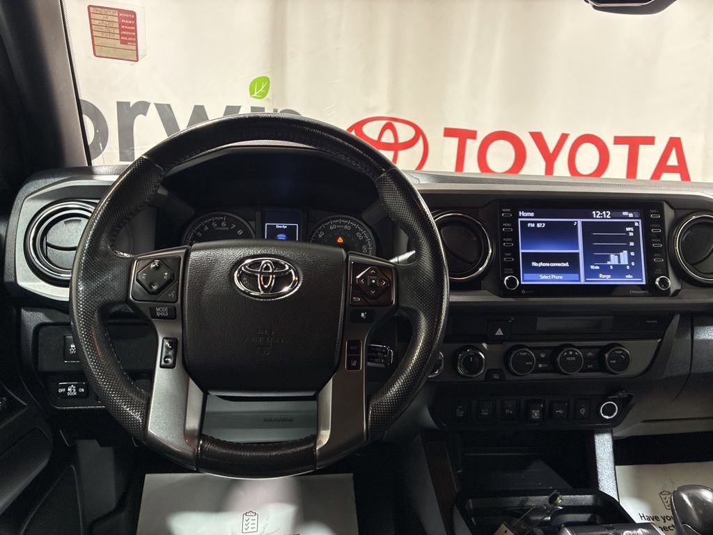 Used 2021 Toyota Tacoma TRD Sport w/ Technology Package image 21