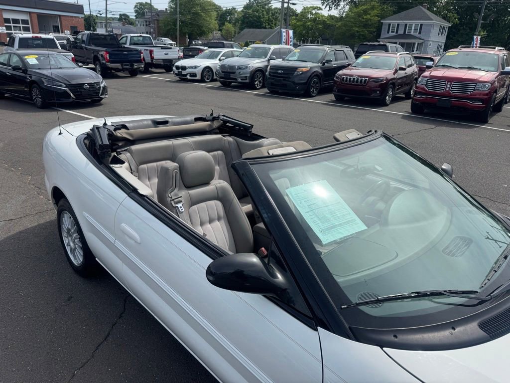 Used 2006 Chrysler Sebring Touring FWD image 20