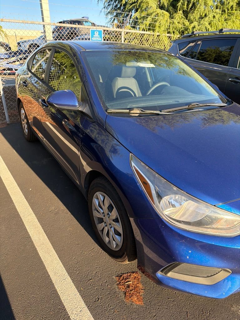 Used 2018 Hyundai Accent SE FWD image 3