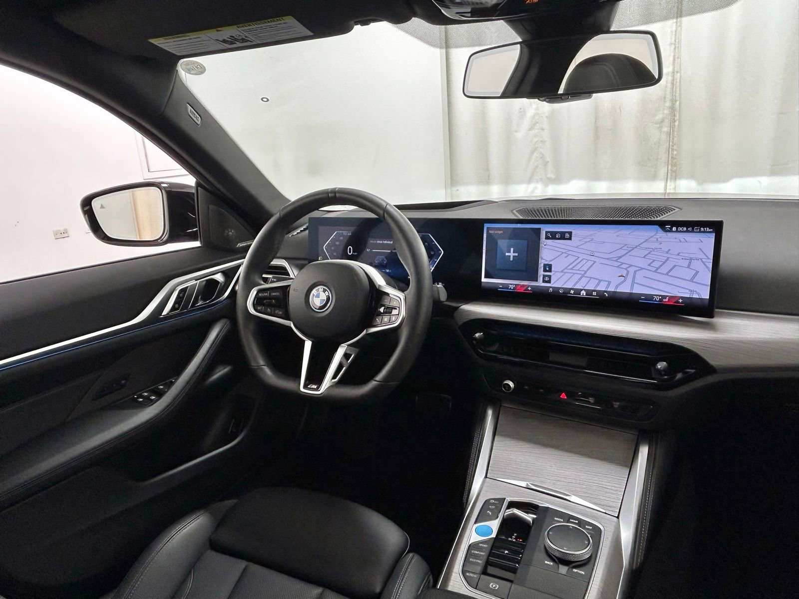 Used 2025 BMW i4 xDrive40i image 10